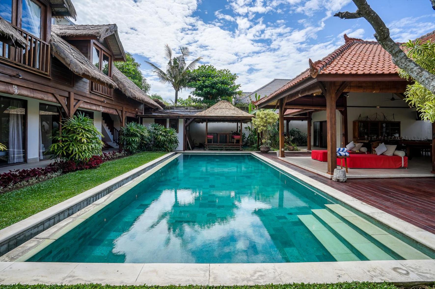 Cira - 5 Bedrooms Private Next To * Seminyak