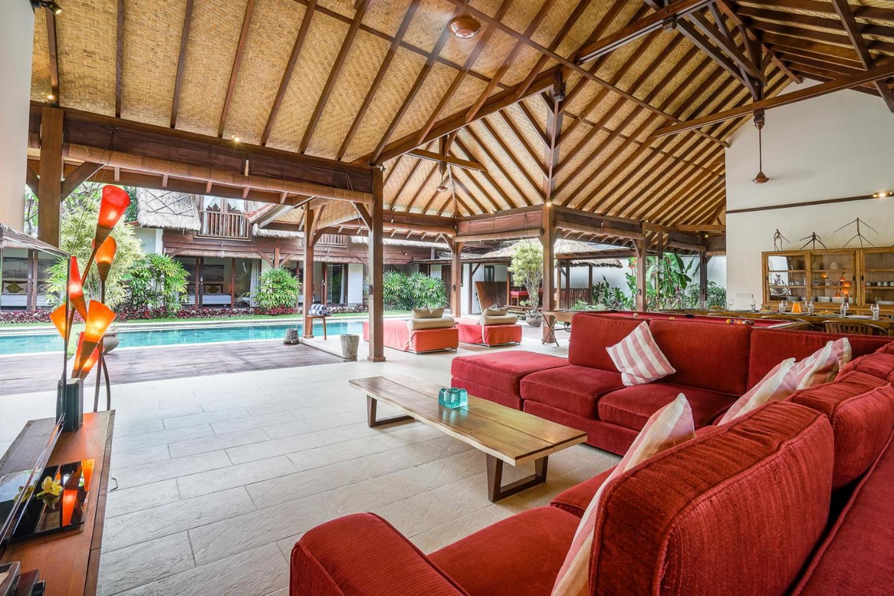 Cira - 5 Bedrooms Private Next To * Seminyak